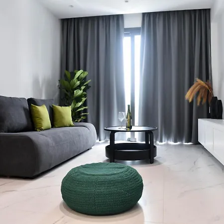Apartman The Room, 15, Leda Gardens Paphos