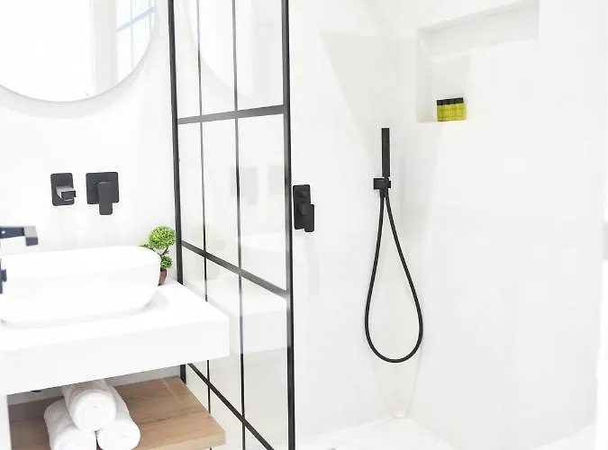 The Room, 15, Leda Gardens * Paphos